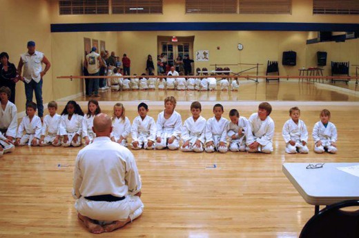 Kevin Bench leads Shotokan Karate practices in the Phoenix metropolitan area.